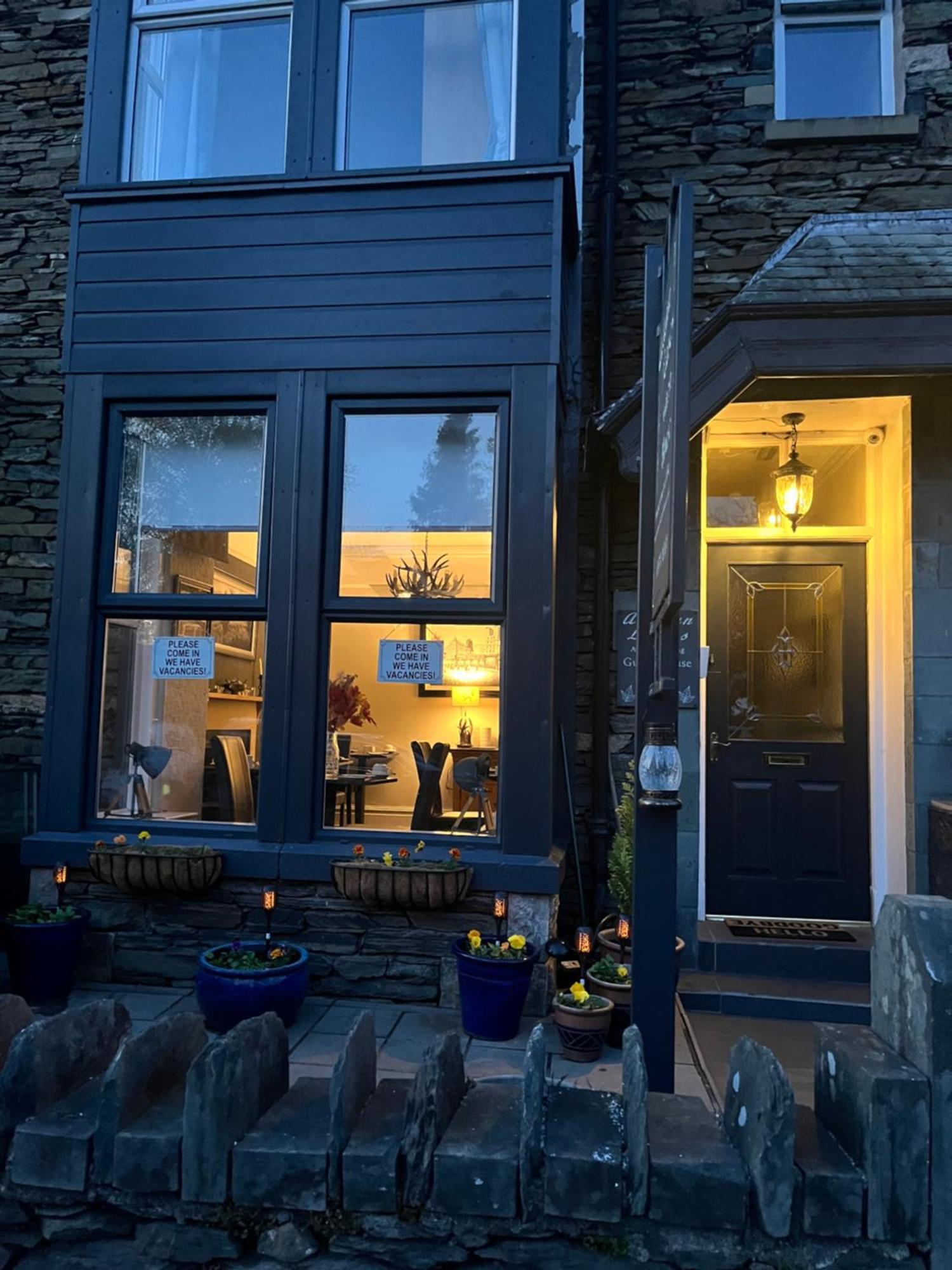 Autumn Leaves Guest House Windermere Exteriör bild