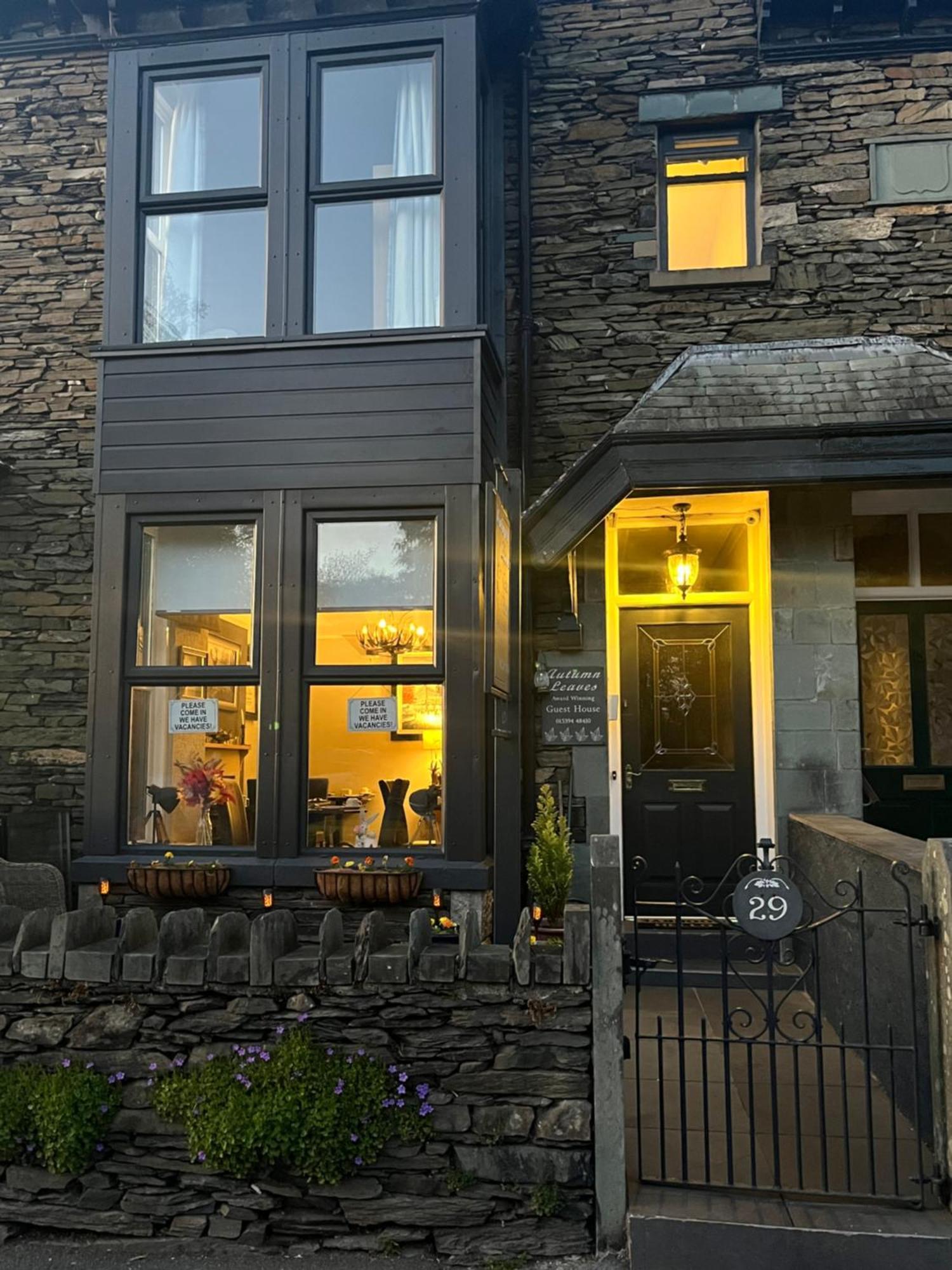 Autumn Leaves Guest House Windermere Exteriör bild