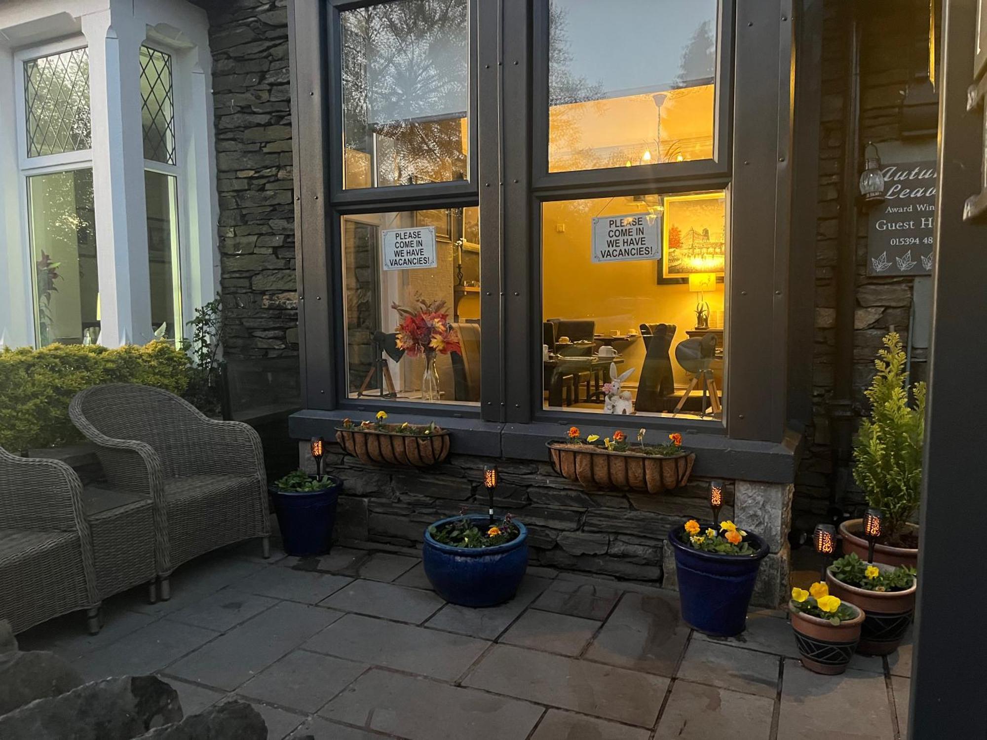 Autumn Leaves Guest House Windermere Exteriör bild