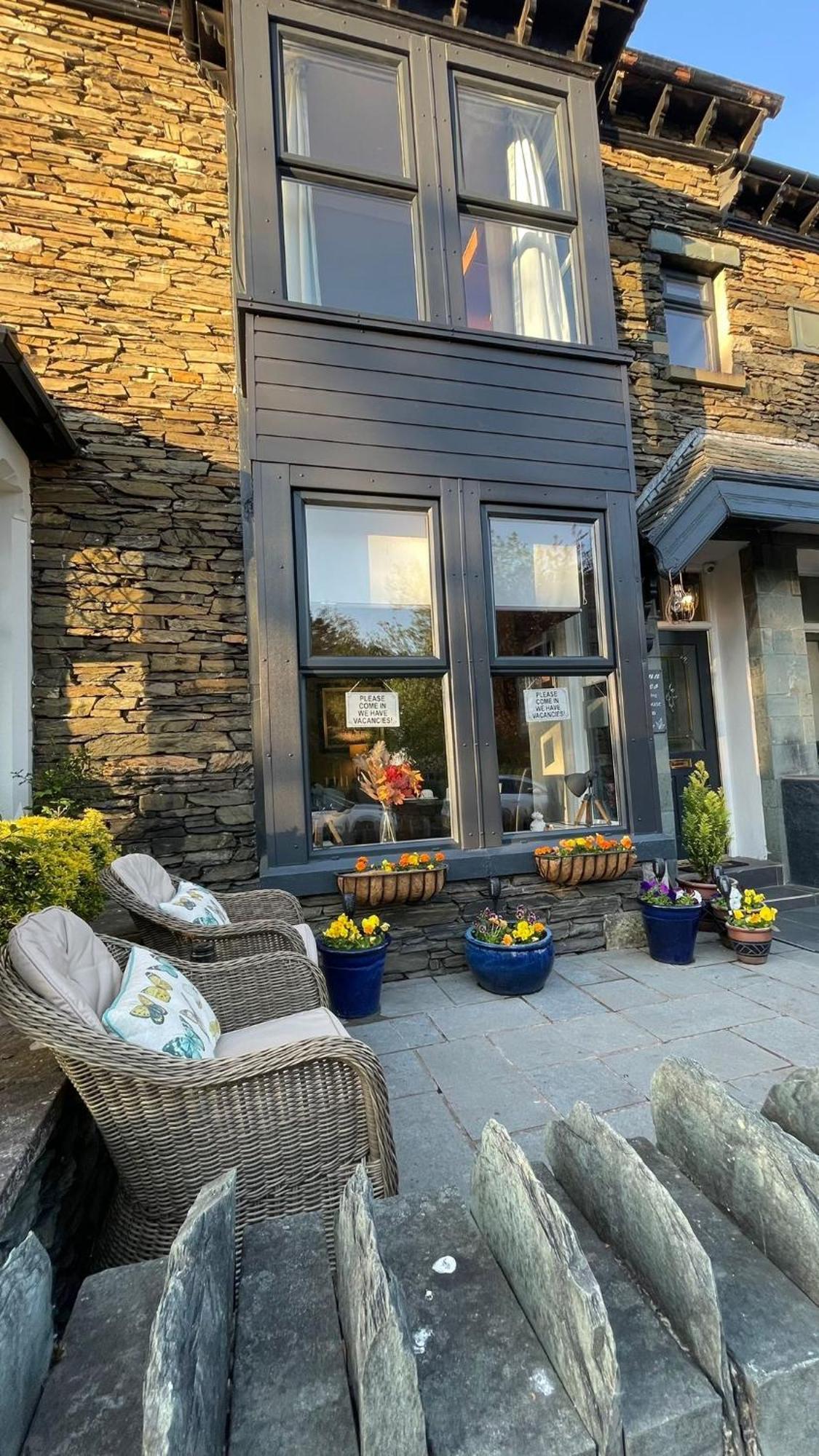 Autumn Leaves Guest House Windermere Exteriör bild